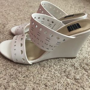 White House Black Market white wedge size 6